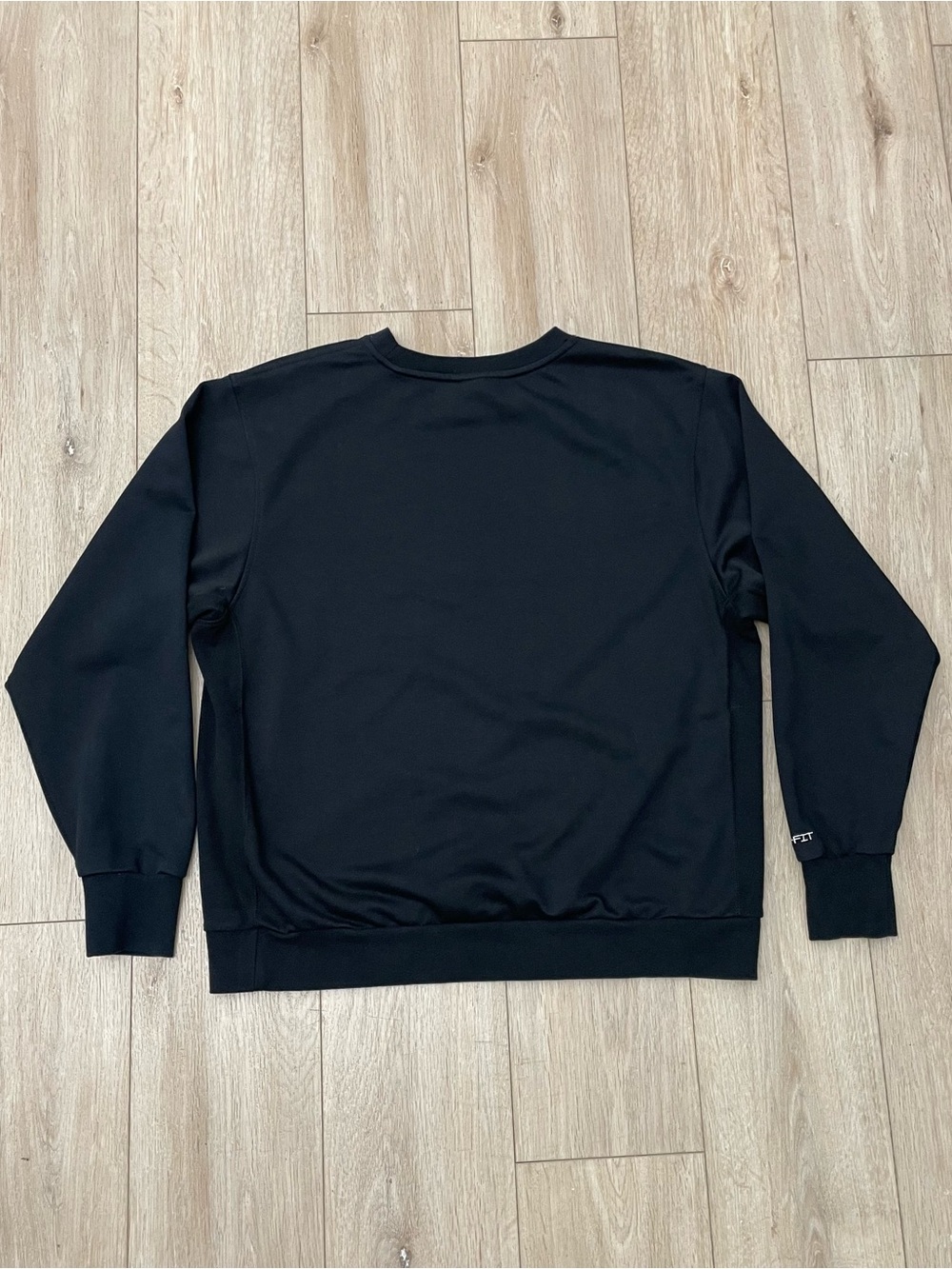 Nike Basketball Standard Issue Pullover Sweatshirt - Picture 2 of 6